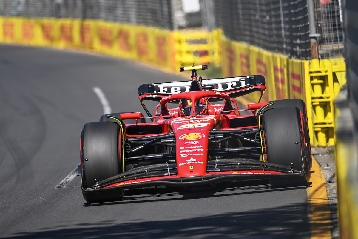 阿斯顿马丁横扫红牛二队，佩雷兹惊艳四座