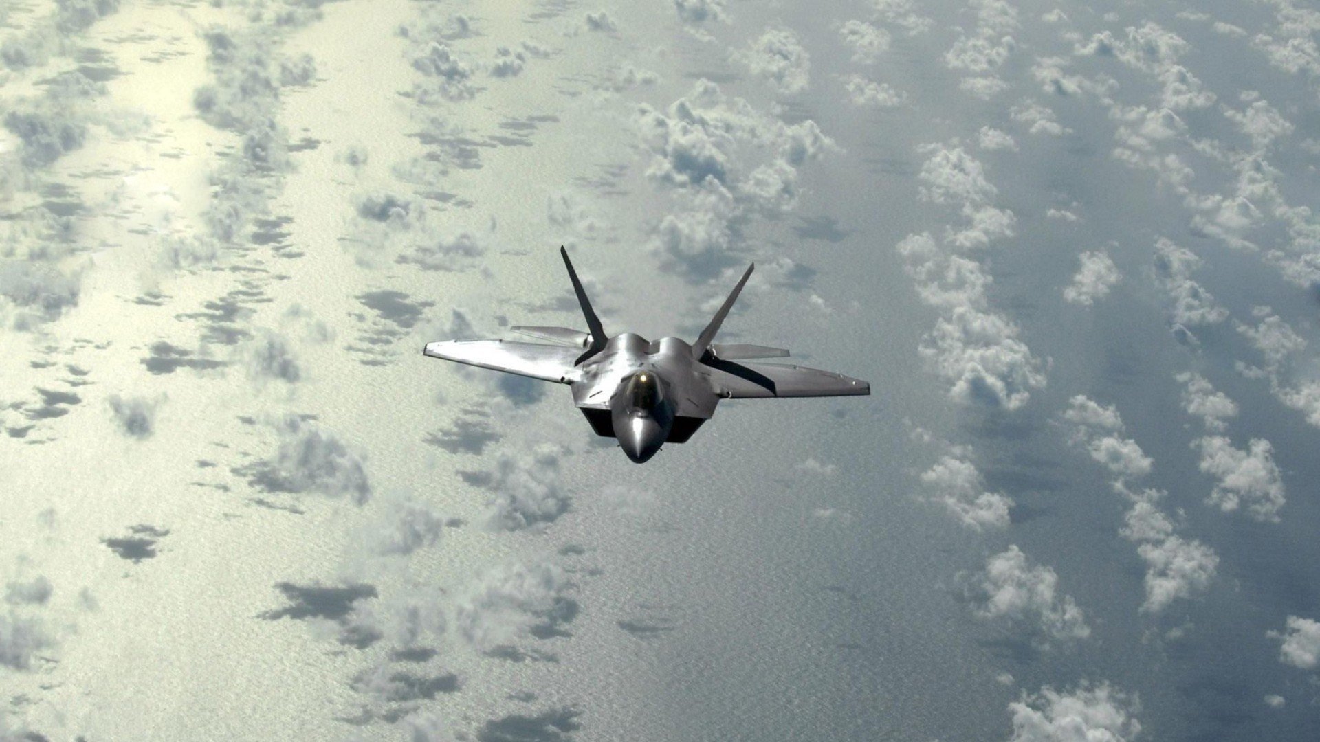 开云体育APP下载-绿茵场与篮球馆的双重奏，西甲德比战火燃，爵士主场收割黄蜂