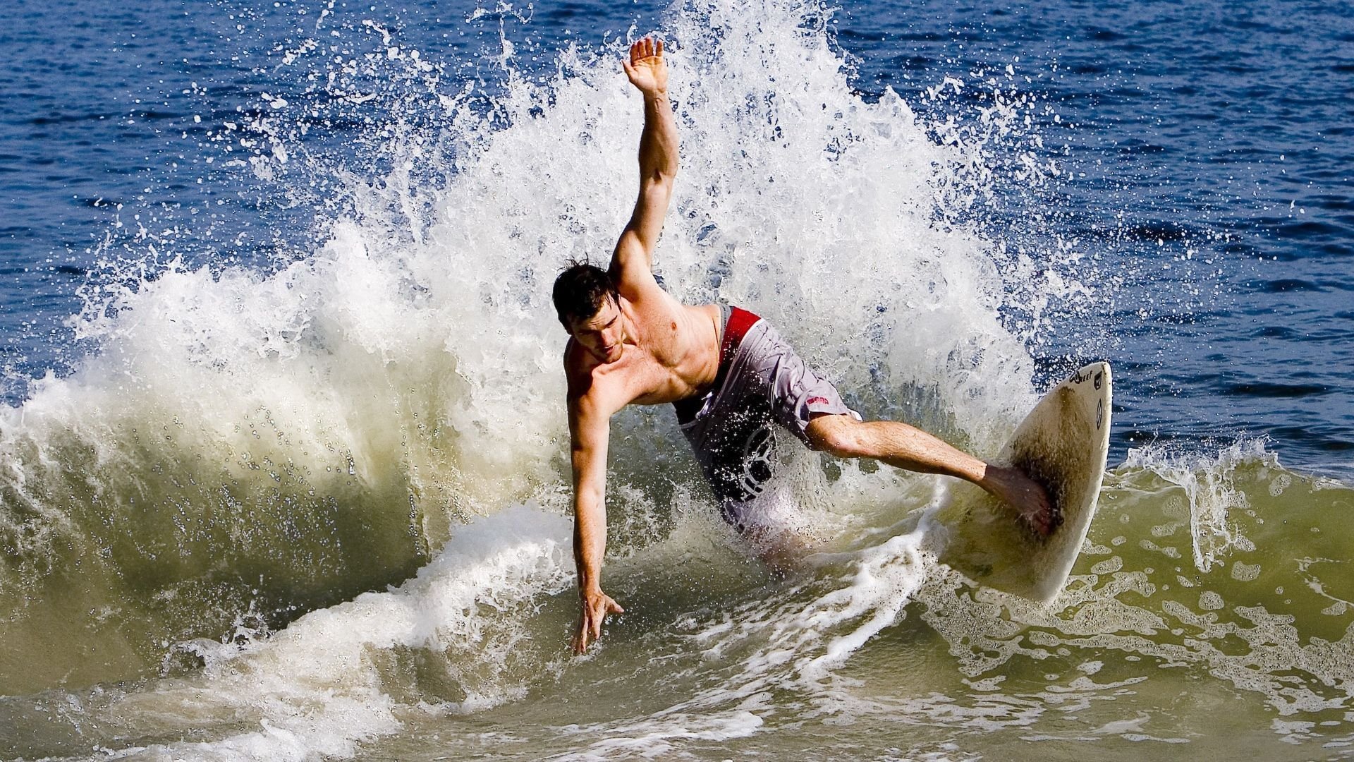 开云体育登录-戈麦斯爆发诠释战术革命，委内瑞拉式压迫如何瓦解贝蒂斯体系