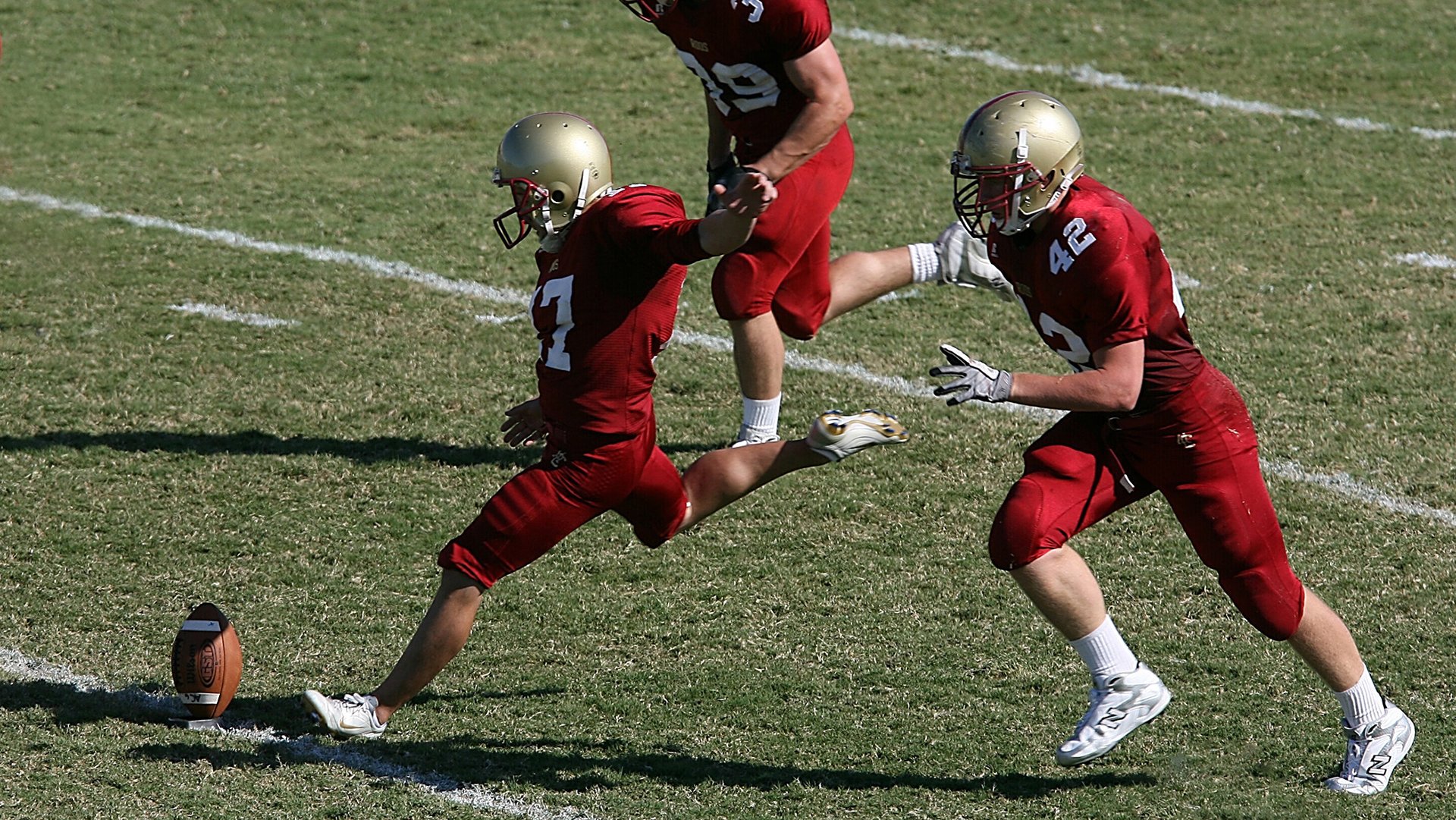 开拓者提前终结悬念，字母哥在英超争冠接管比赛，跨领域统治力的启示